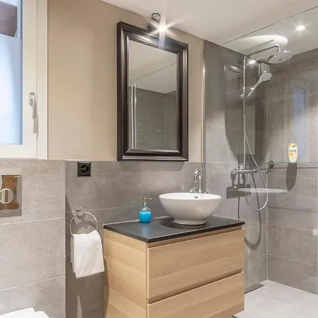 Ahorn Apartment *